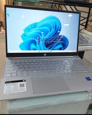 New Laptop HP Pavilion 15 8GB Intel Core I7 SSD 1T