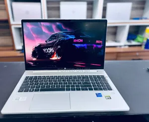 Photo - New Laptop HP ProBook 450 G0 16GB Intel Core I7 SSD 1T