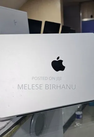 New Laptop Apple MacBook Pro 8GB Intel Core I5 SSD 512GB