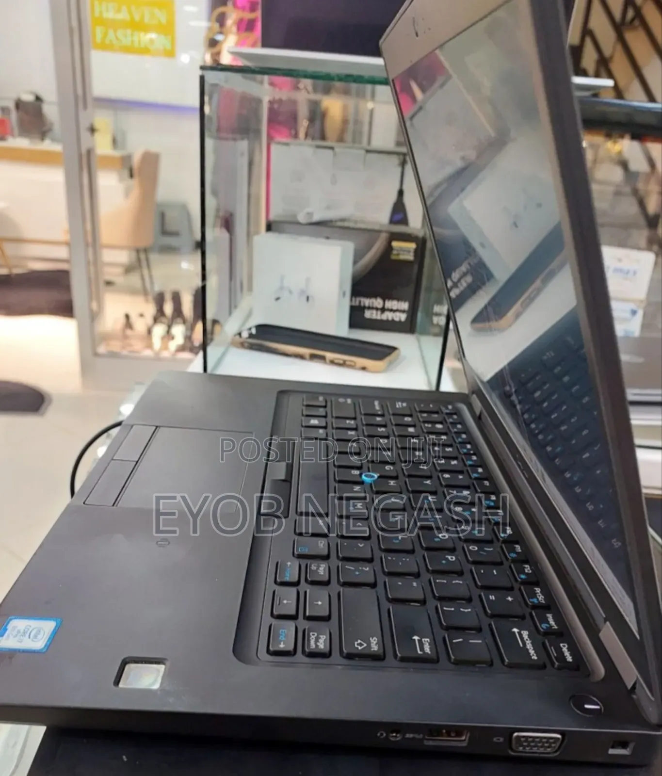 New Laptop Dell Latitude 5310 8GB Intel Core I7 SSD 256GB