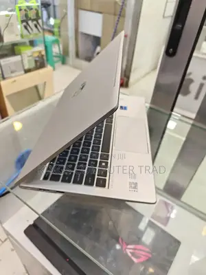 New Laptop HP ProBook 440 G10 16GB Intel Core I7 SSD 512GB