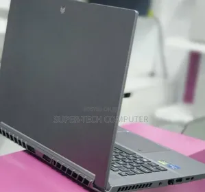 New Laptop Acer Predator Triton 500 SE 16GB Intel Core I7 SSD 1T