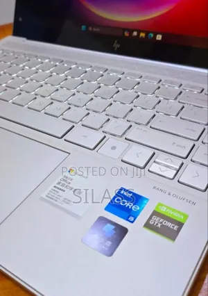 Photo - New Laptop HP Envy X2 16GB Intel Core I5 SSD 512GB