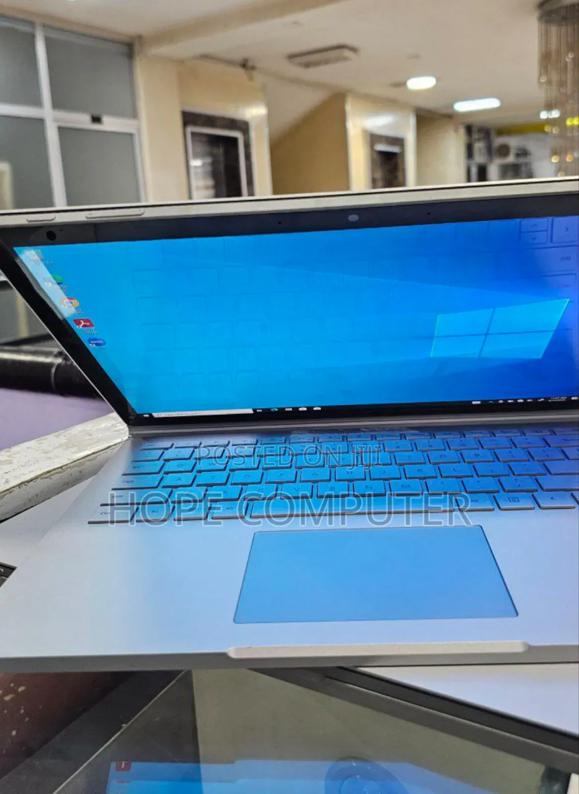 New Laptop Microsoft Surface Book 3 8GB Intel Core I7 SSD 256GB