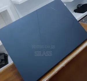 New Laptop Asus ZenBook UX31LA 16GB Intel Core I7 SSD 512GB