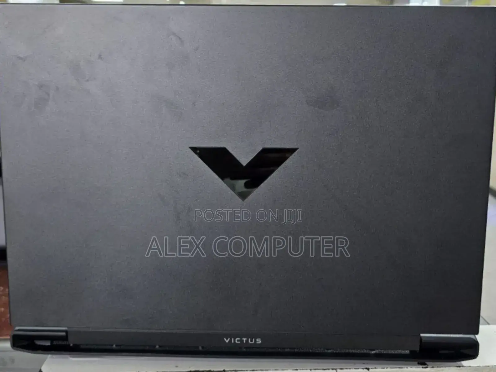 New Laptop HP Victus 16 16GB AMD Ryzen 7 SSD 1T