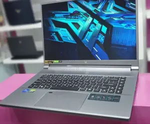New Laptop Acer Predator Triton 500 SE 16GB Intel Core I7 SSD 1T