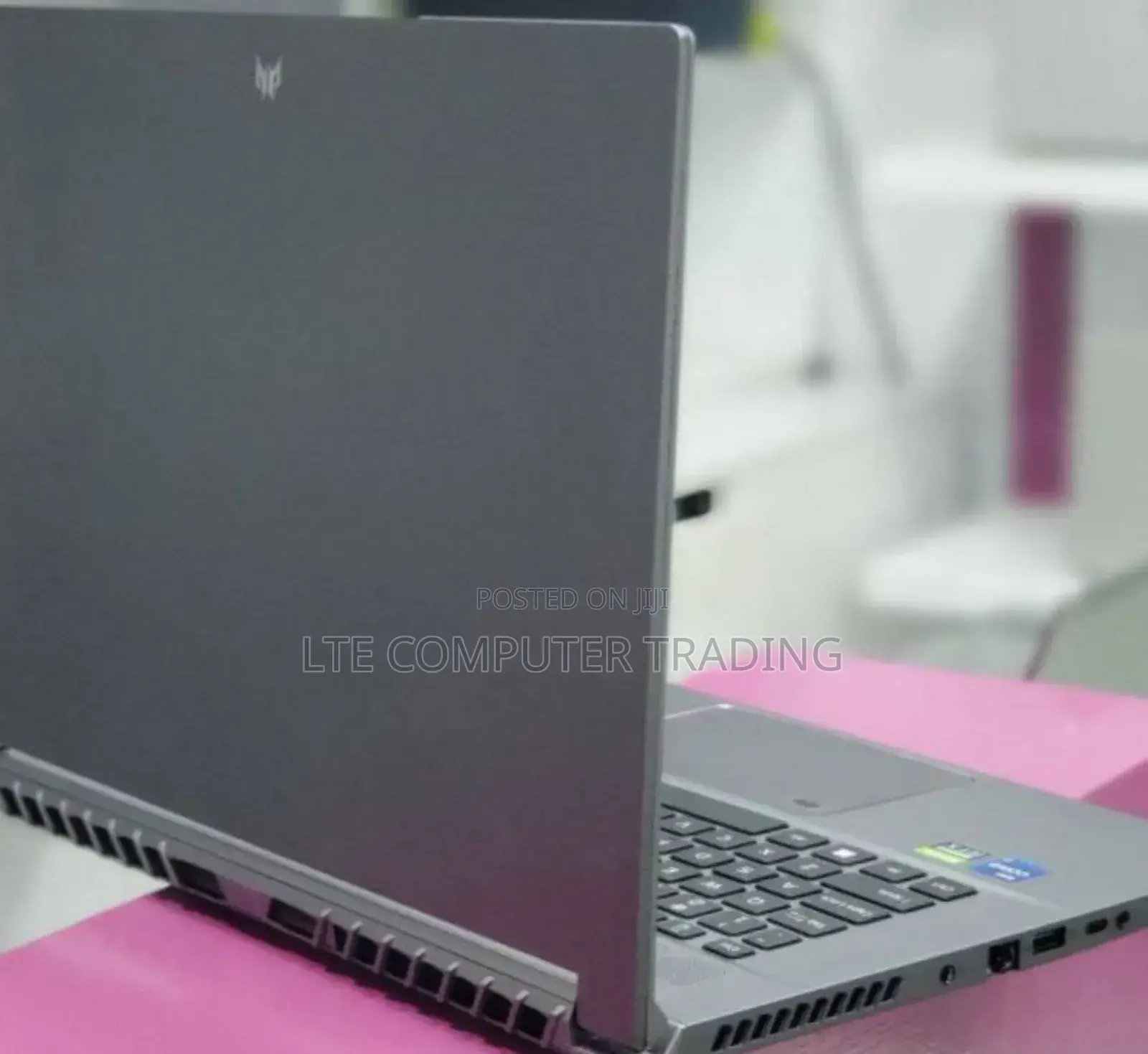 New Laptop Acer Predator Triton 500 SE 16GB Intel Core I7 SSD 1T