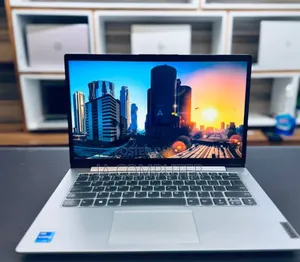 New Laptop Lenovo Ideapad 3 12GB Intel Core I7 SSD 512GB