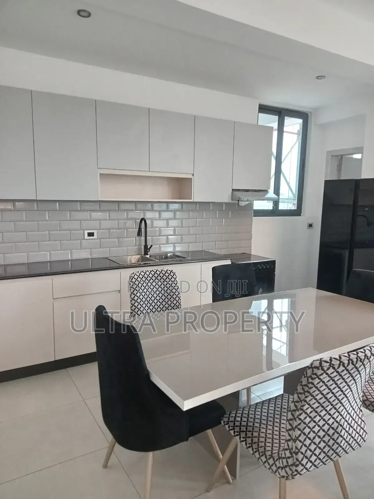 Furnished 3bdrm Apartment in Bole for rent