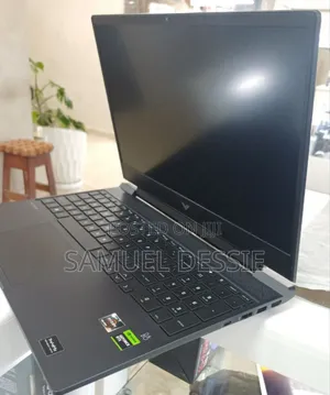 New Laptop HP Victus 15 8GB AMD Ryzen 5 SSD 512GB