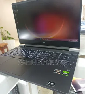 New Laptop HP Victus 15 8GB AMD Ryzen 5 SSD 512GB