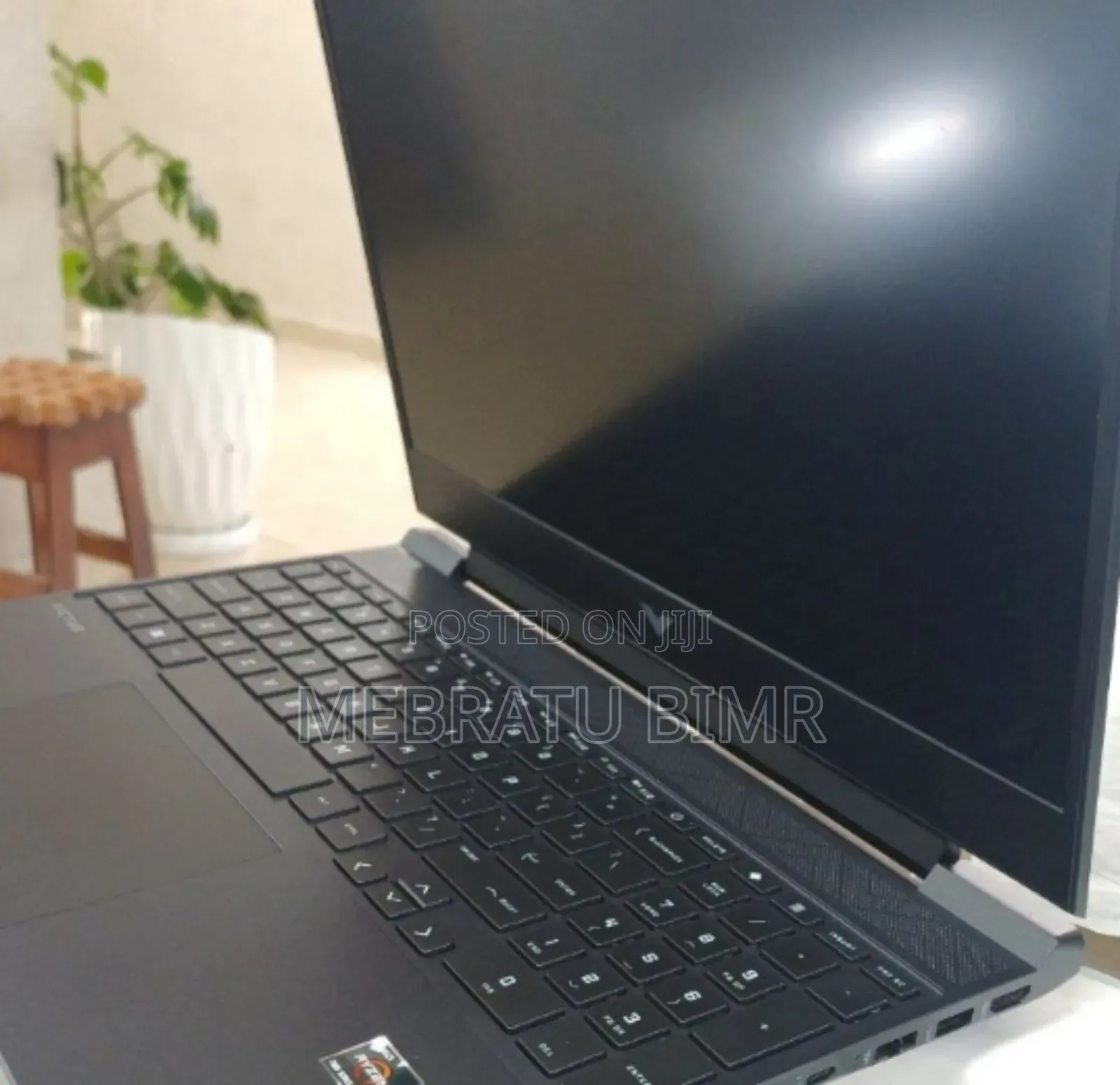 New Laptop HP Victus 15 8GB AMD Ryzen 5 SSD 512GB