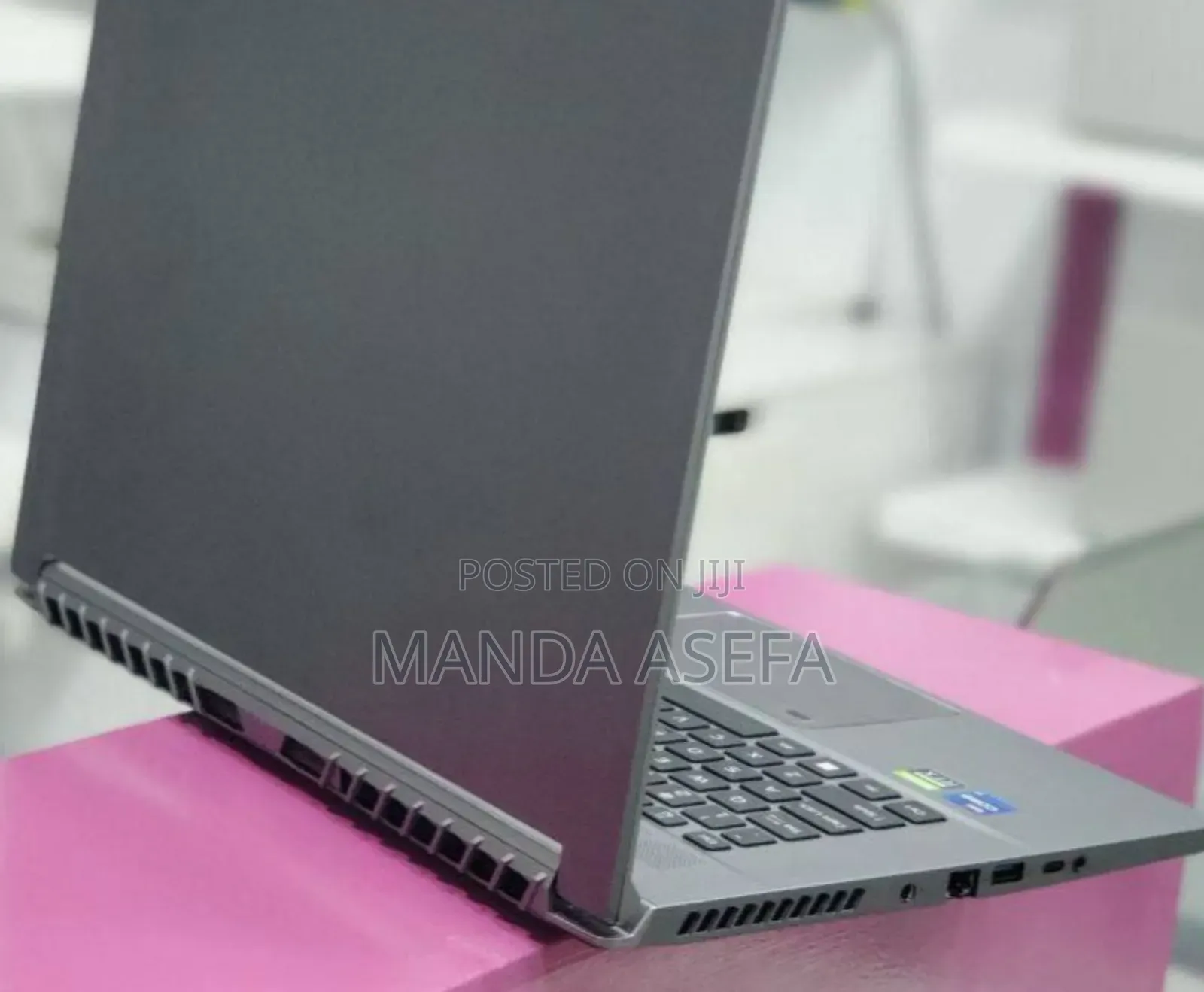 New Laptop Acer Predator Triton 500 SE 16GB Intel Core I7 SSD 1T