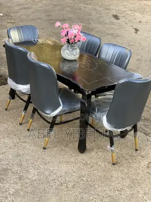 Photo - ውብ እና ዘመናዊ ባለ ስድስት መቀመጫ ከአንድ አመት ዋስትና ጋር