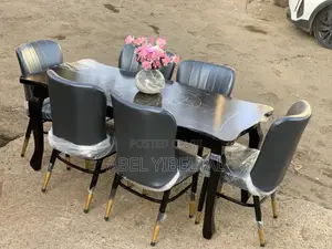 ውብ እና ዘመናዊ ባለ ስድስት መቀመጫ ከአንድ አመት ዋስትና ጋር