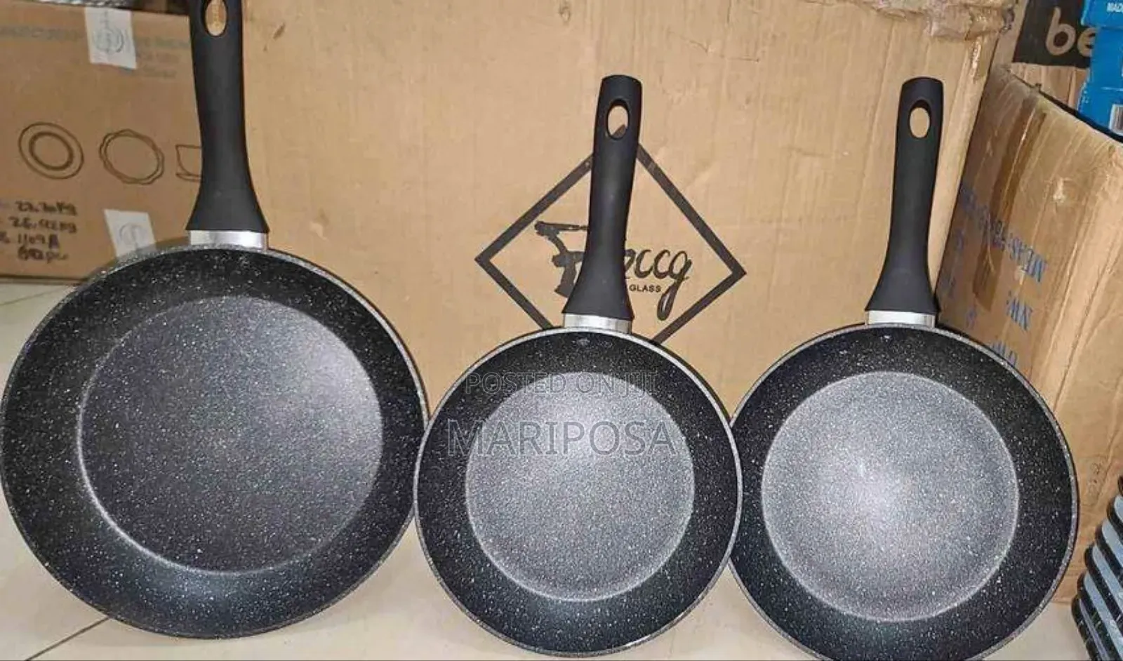 Momcoc Non Stick Fraying Pan