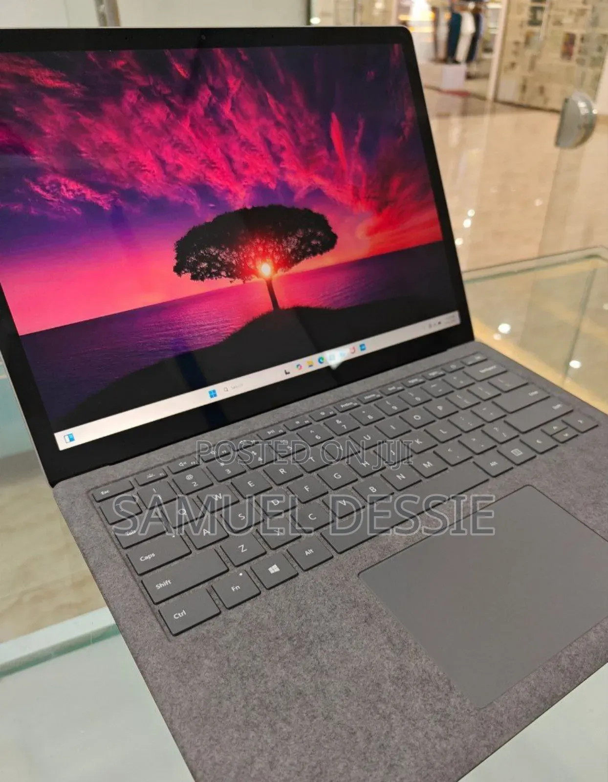 New Laptop Microsoft Surface Book 3 16GB Intel Core I7 SSD 512GB