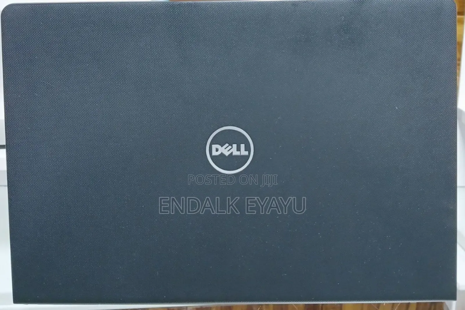 New Laptop Dell Vostro 15 3000 4GB Intel Core i5 SSD 1T