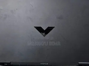 New Laptop HP Victus 15 16GB AMD Ryzen 7 SSD 1T
