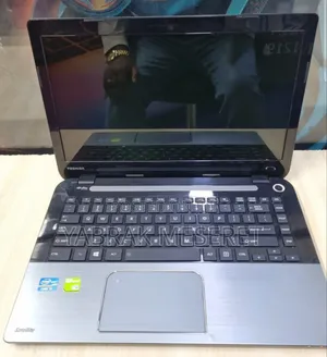 New Laptop Toshiba 4GB Intel Core I7 HDD 500GB