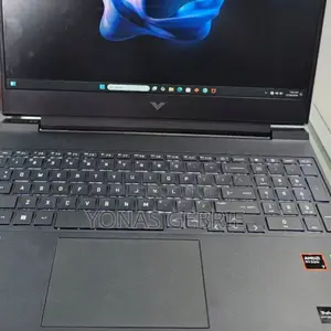 New Laptop HP Victus 16 16GB AMD Ryzen 7 SSD 1T