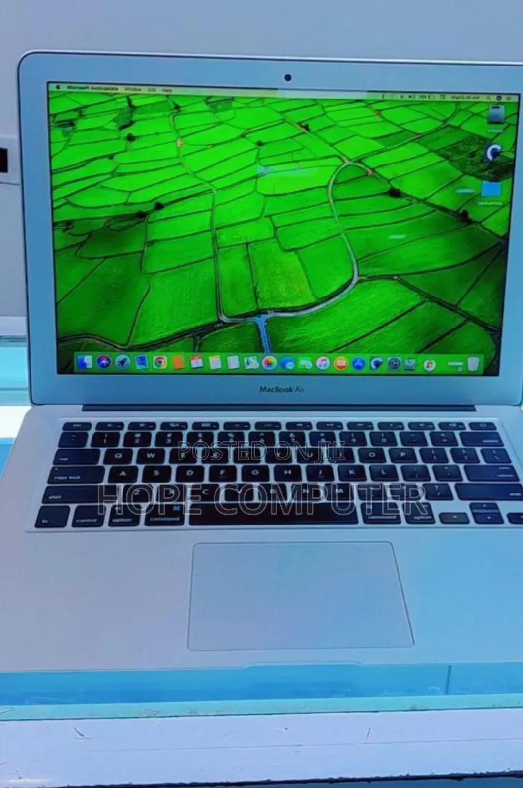 New Laptop Apple MacBook Air 2014 4GB Intel Core I5 SSD 128GB