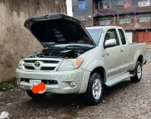 Toyota Hilux 2008 Silver