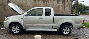 Toyota Hilux 2008 Silver