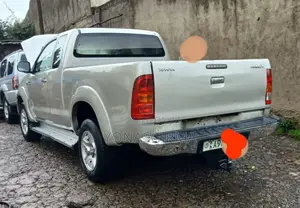 Toyota Hilux 2008 Silver