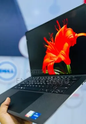 New Laptop Dell XPS 15 16GB SSD 512GB