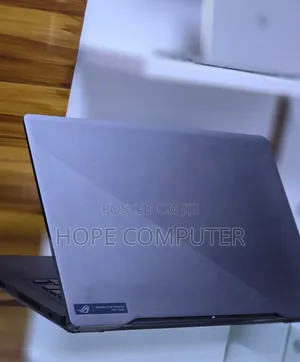 New Laptop Asus ROG Zephyrus G15 16GB Intel Core I9 SSD 1T