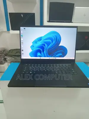 New Laptop Razer Blade 32GB Intel Core I7 SSD 1T