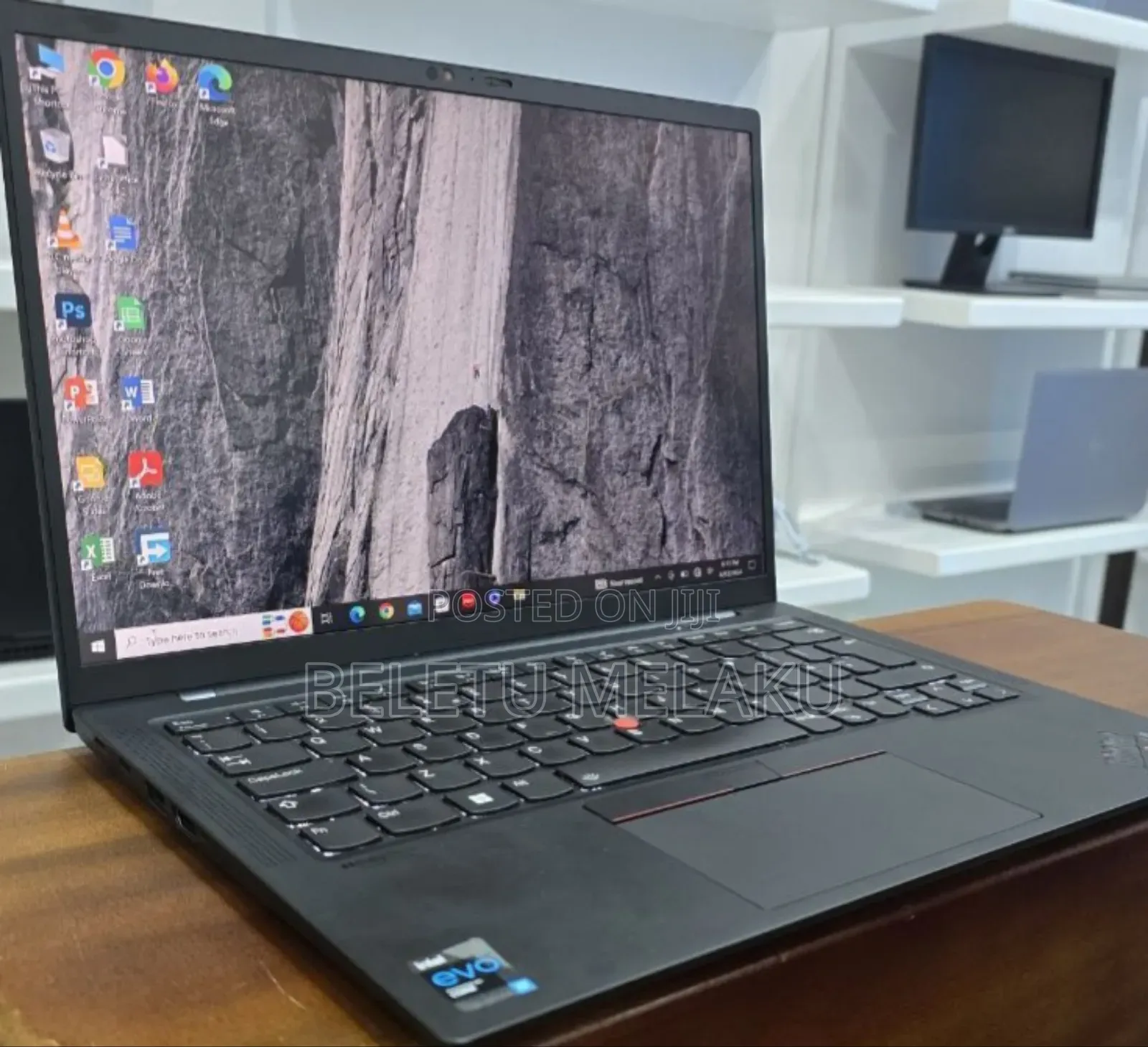 New Lenovo ThinkPad X1 Carbon Gen11 32GB Intel Core I7 SSD 512GB