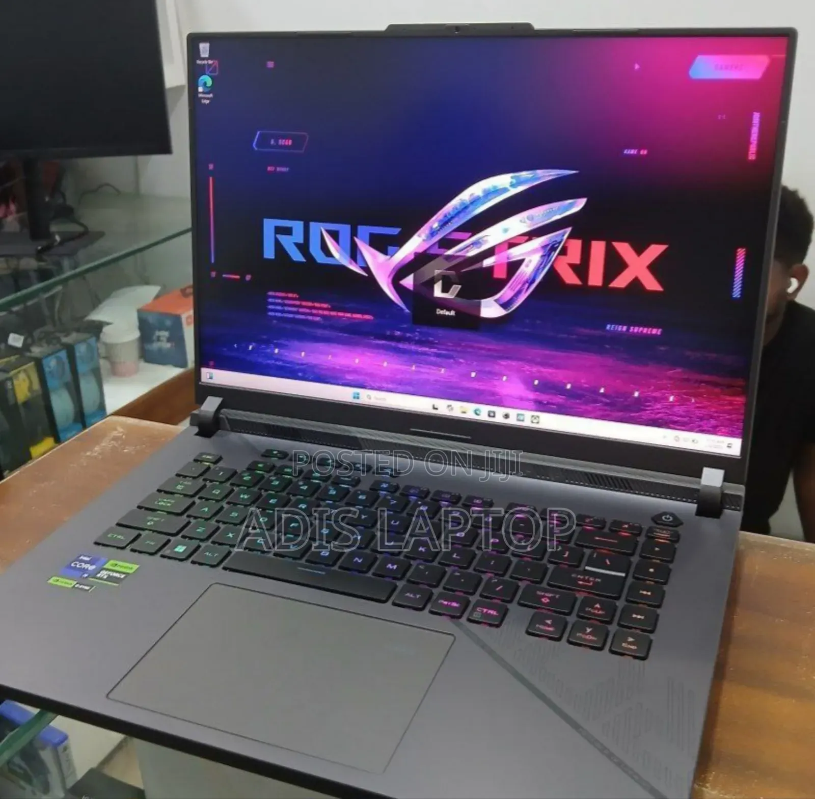 New Laptop Asus ROG Strix G15 32GB Intel Core I9 SSD 1T
