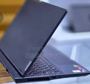 New Laptop Lenovo Legion 5 16GB AMD Ryzen 7 SSD 512GB