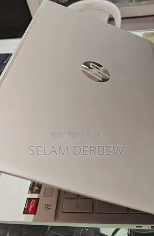 New Laptop HP Pavilion 15 8GB AMD Ryzen 5 SSD 512GB