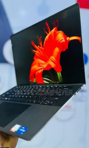 New Laptop Dell XPS 15 16GB Intel Core I5 SSD 512GB