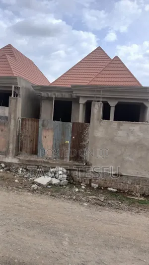 Photo - 3bdrm Villa in Summit 250M2, Bole for sale