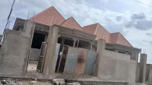 3bdrm Villa in Summit 250M2, Bole for sale