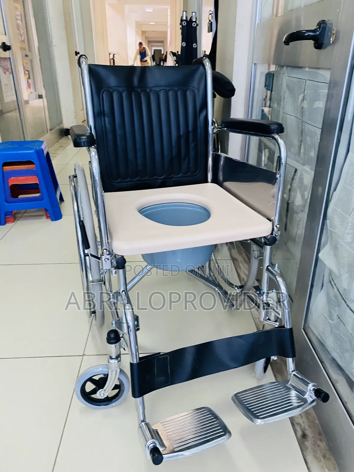 Toilet Wheelchair8wheelchair9wheelchair3wheelchair1wheelchai