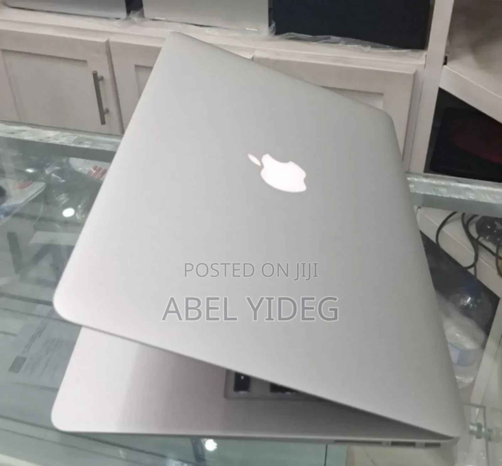 New Laptop Apple MacBook Air 2017 8GB Intel Core I5 SSD 128GB