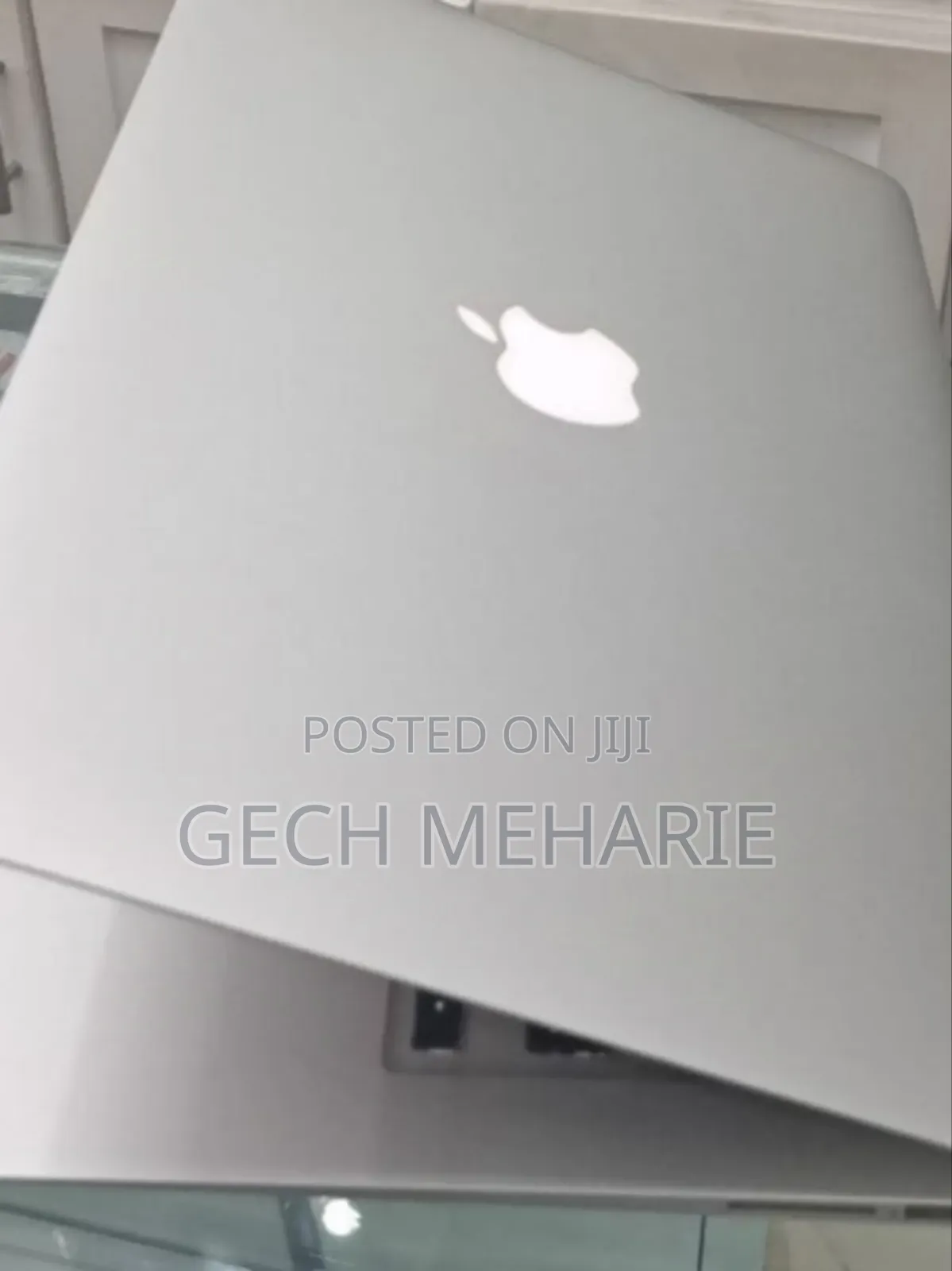 New Laptop Apple MacBook Air 2017 8GB Intel Core I5 SSD 128GB