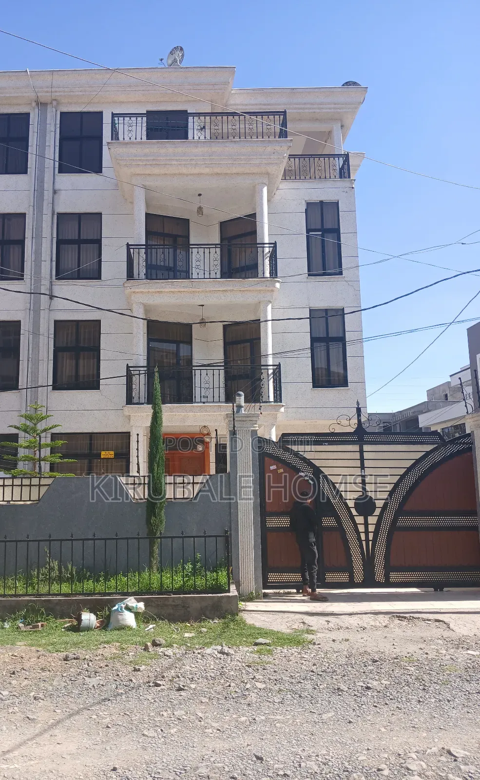 7bdrm Villa in Bole for rent