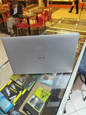 New Laptop Dell Precision 5540 16GB Intel Core I7 SSD 512GB