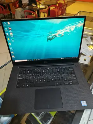 New Laptop Dell Precision 5540 16GB Intel Core I7 SSD 512GB