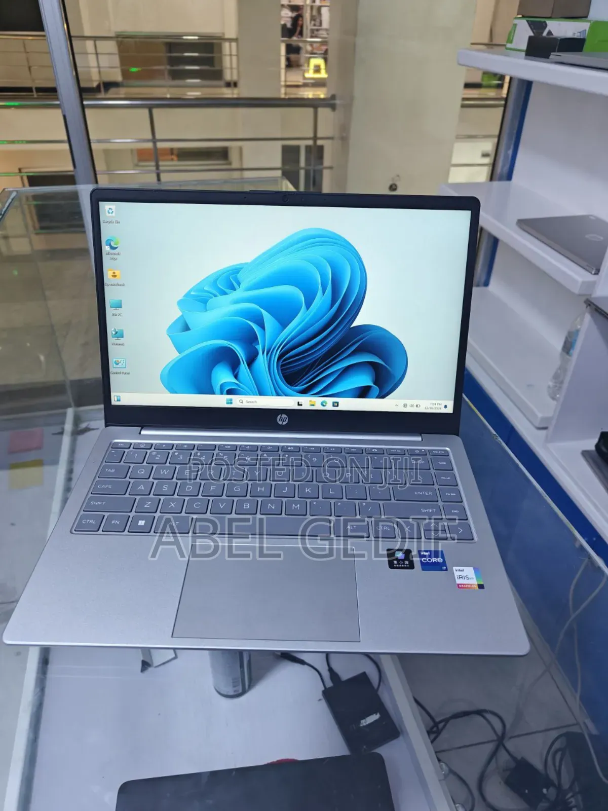 New Laptop HP Stream Notebook 16GB Intel Core I7 SSD 512GB