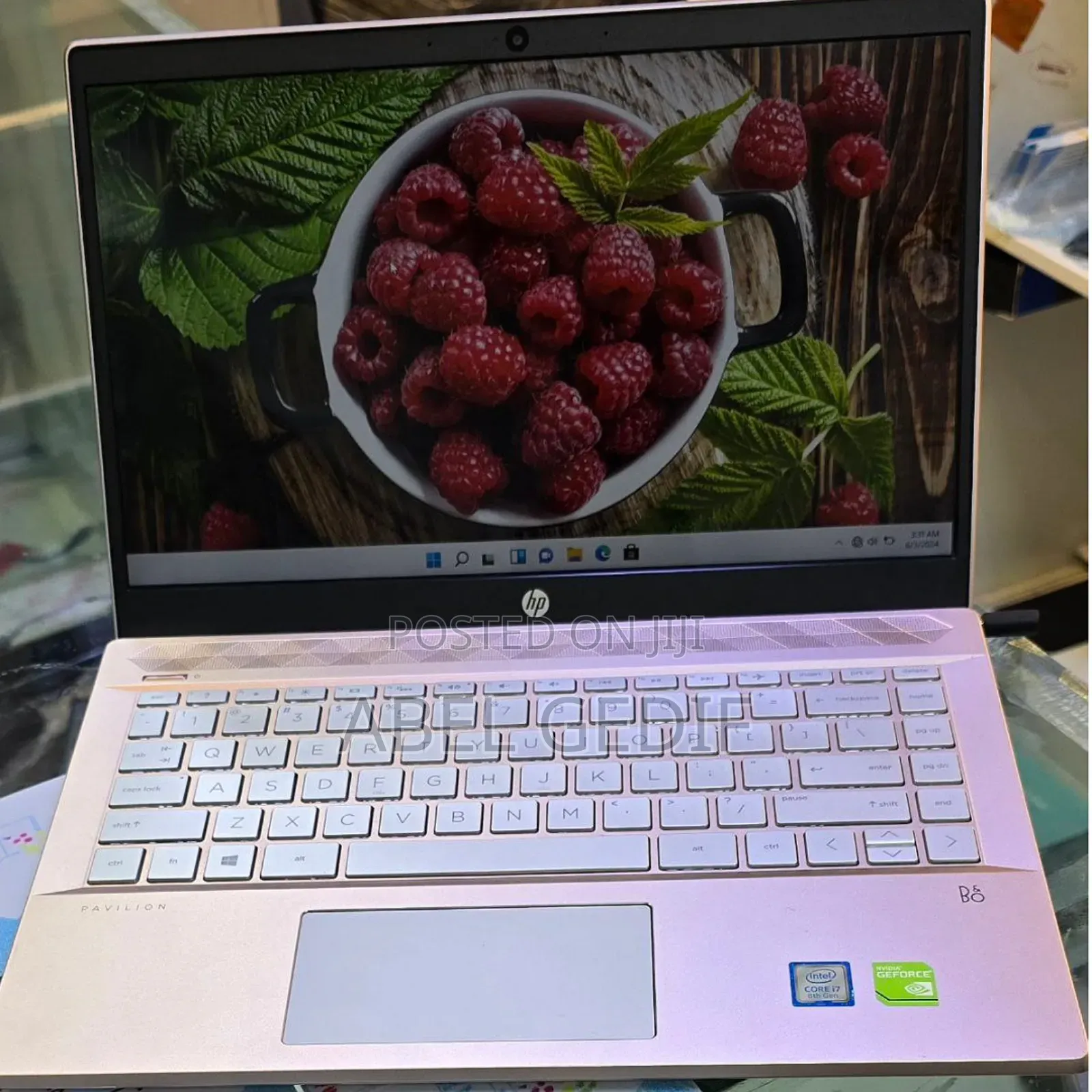 New Laptop HP Pavilion 14 16GB Intel Core I7 SSD 512GB