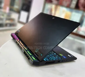 New Laptop Acer Predator Helios 300 16GB Intel Core I7 SSD 1T