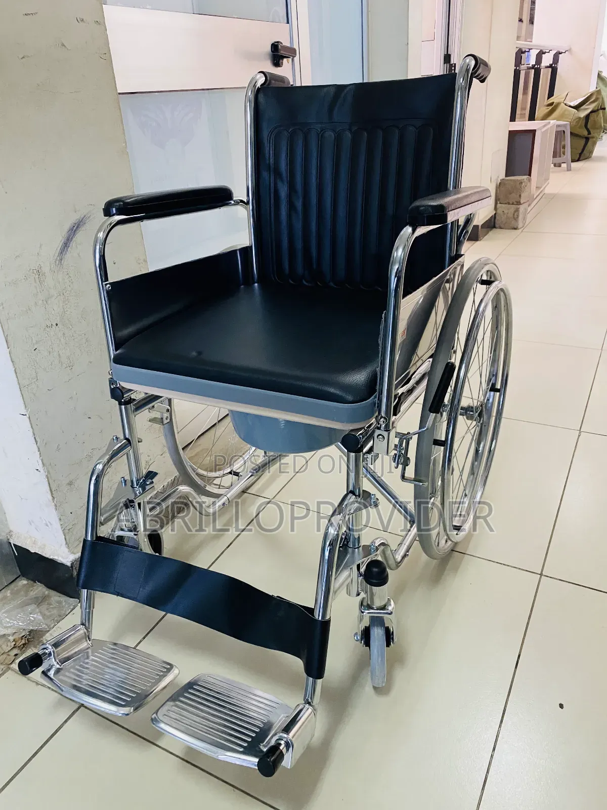 Toilet Wheelchair5wheelchair9wheelchair8wheelchair5wheelchai